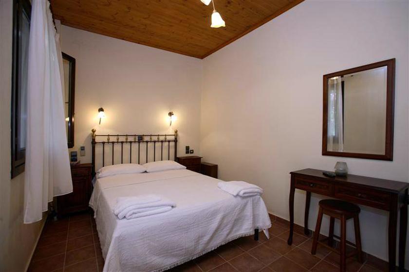 Mirsinia Apartments - Skopelos Loutraki  Екстериор снимка