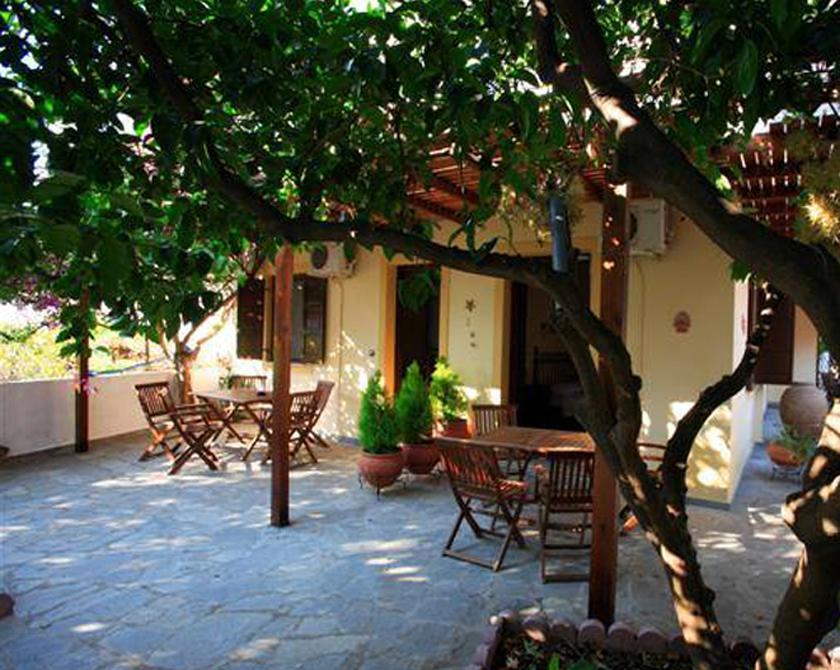 Mirsinia Apartments - Skopelos Loutraki  Екстериор снимка